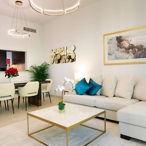 Elegant Apartment With Direct Access To Dubai Mall